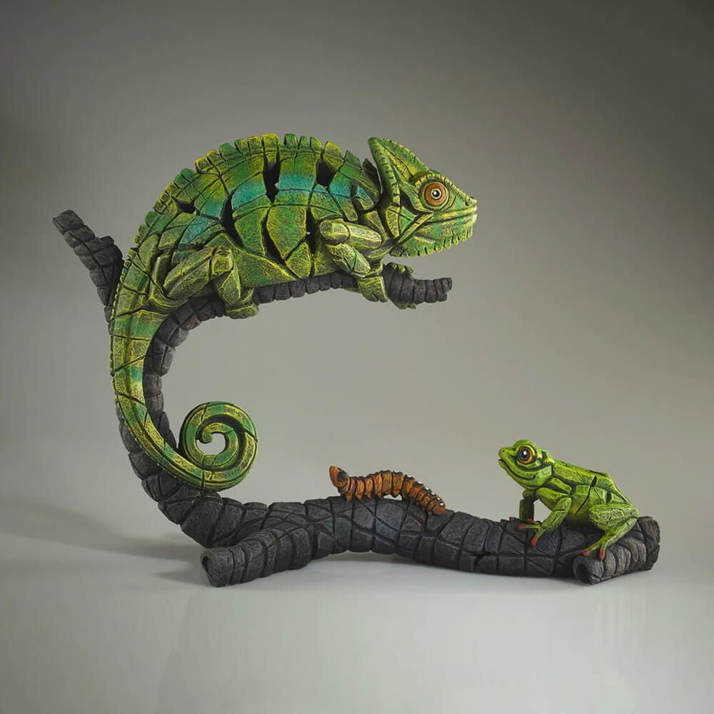 Edge Tree Frog Figurine